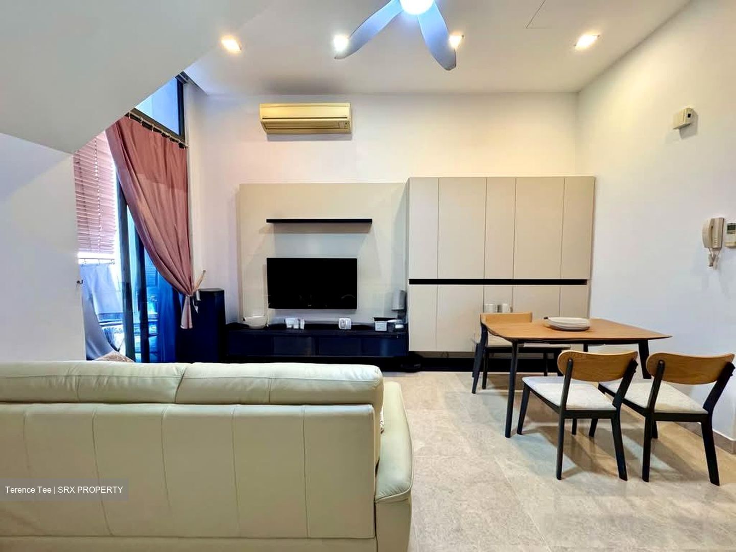 Emprado Suites (D15), Apartment #570637931